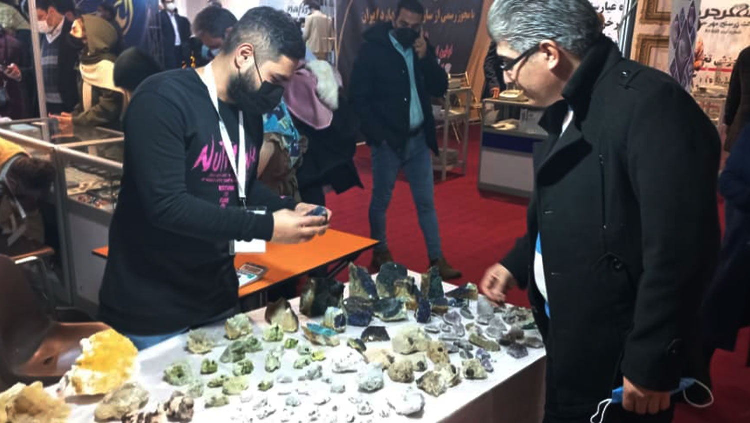 مدیر موزه علوم‌ زمین سازمان زمین‌شناسی مطرح کرد: جایگاه گم شده گوهرسنگ‌های ایرانی در نمایشگاه بین‌المللی فلزات گرانبها و سنگ‌های قیمتی مشهد