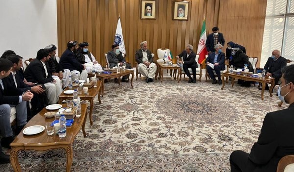 دیدار هیات طالبان با وزیر صنعت و فعالان اقتصادی ایران