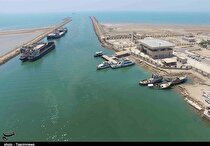 پهلوگیری کشتی ۳۱ هزار تنی برنج در بندر بوشهر