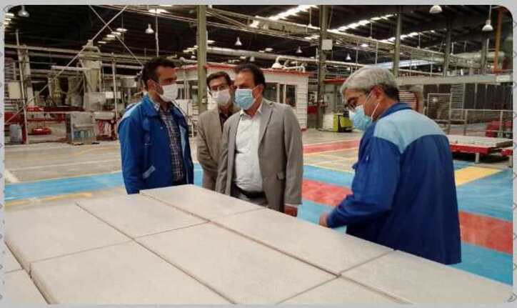 رئیس سازمان صمت استان قزوین از ۲ واحد صنعتی بازدید کرد