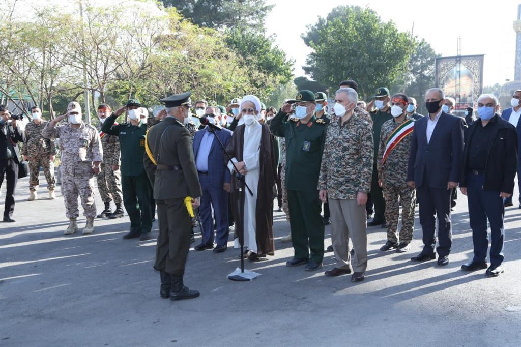 تلاشگران ذوب آهن اصفهان با عزم جهادی در سنگر تولید حضور فعال دارند