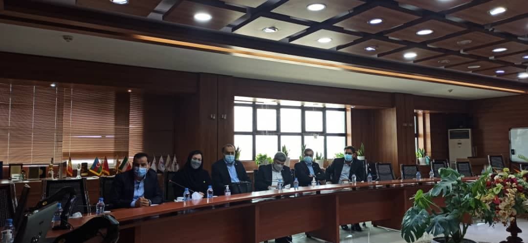 جلسه مشترک مدیرعامل شرکت فولاد اکسین خوزستان با مدیر شعب بانک تجارت استان خوزستان برگزار شد