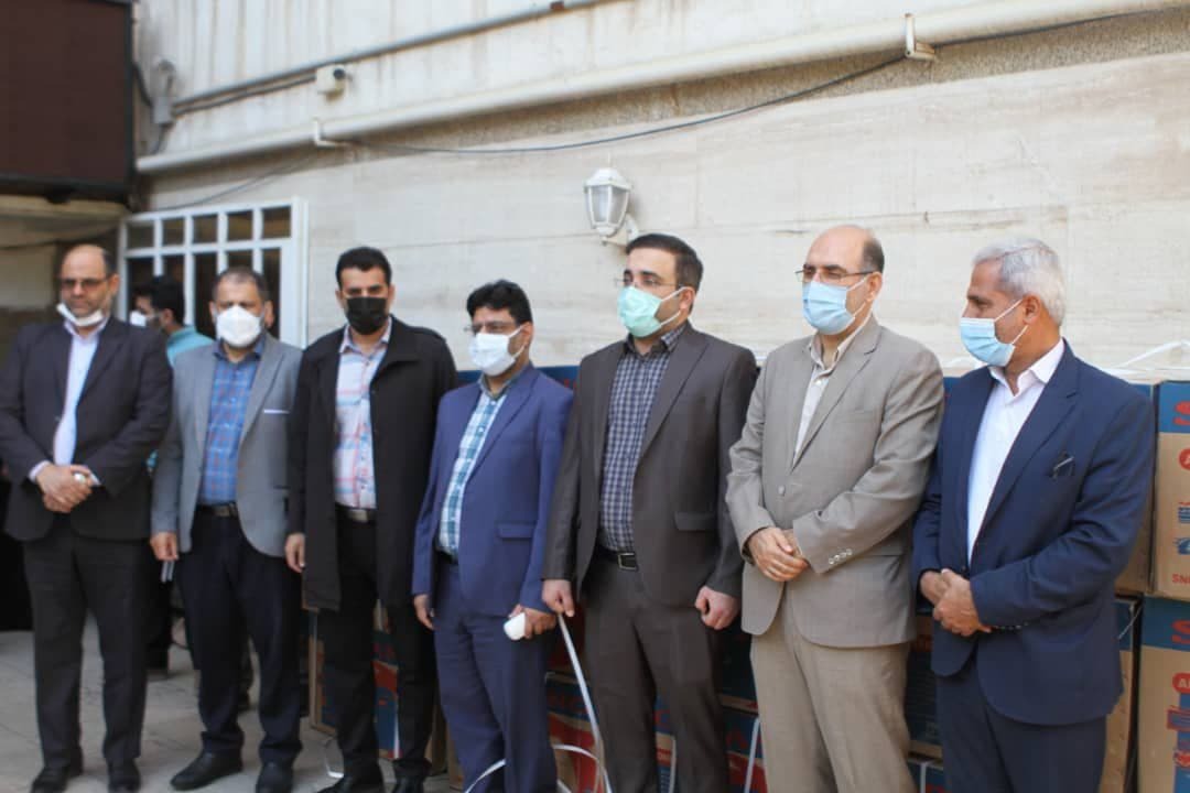 با مشارکت فولاد اکسین آیین اهدا تعدادی کولر گازی به نیازمندان تحت پوشش کمیته امداد خوزستان برگزار شد
