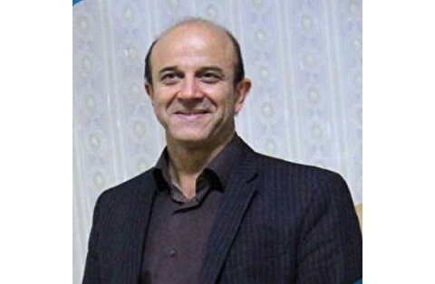 دولت نگرش خود را به بخش خصوصی بالا ببرد/ برای کنترل تورم نیاز به سیاست انقباضی داریم
