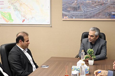 نشست مدیرعامل شرکت نفت و گاز اروندان و مدیرعامل گروه ملی صنعتی فولاد ایران