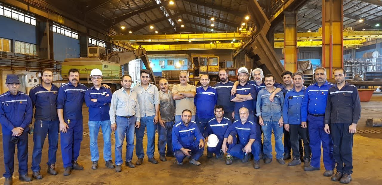 بازسازی و رنگ آمیزی لکوموتیو شماره ۳ شرکت فولاد خوزستان
