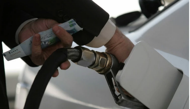 پشت‌پرده صادرات بنزین ۲۹ سنتی/ بخش خصوصی ارزان‌فروشی می‌کند یا دولت؟