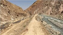 آب شور معدن نمک تاقچه‌خانه به بیش از ۱۸۰ روستا ضرر رسانده است