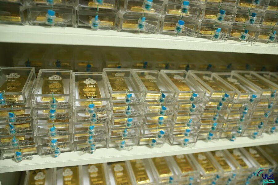 تحویل نخستین شمش طلای بورسی به یک مشتری/ با پول کم هم می‌توان در بازار طلا سرمایه گذاری کرد