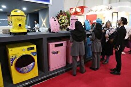 اولین روز از نمایشگاه صنعت لوازم خانگی