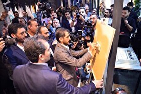 بازدید مدیرعامل شرکت فولادمبارکه از غرفه‌های این گروه در نمایشگاه ایران متافو ۲۰۲۳