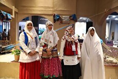 غرفه گروه فولاد مبارکه در سومین روز از نمایشگاه ایران متافو (۲)