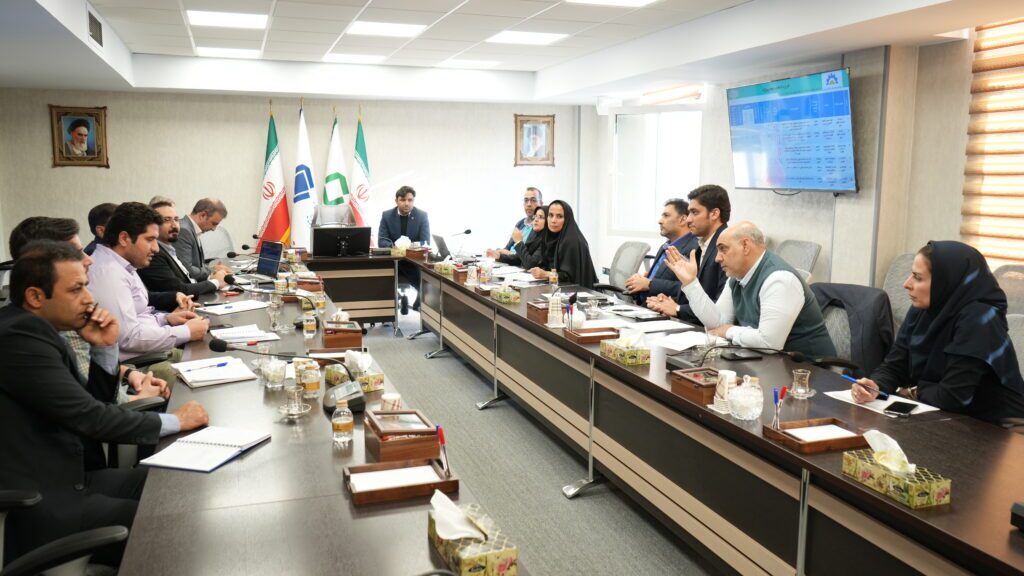 جلسه ارزیابی عملکرد ۹ ماهه شرکت توسعه معادن طلای کردستان برگزار شد
