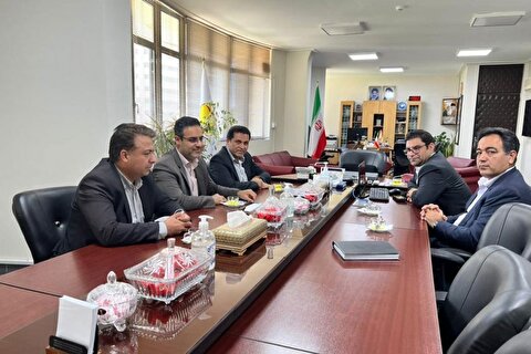 توافق بر سر تأمین برقِ زمان بهره‌برداری کارخانه فولاد اقلید
