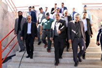 بازدید دکتر فداکار از ورزشگاه در حال تکمیل شهدای مس/ تقدیر استاندار کرمان از دکتر رستمی