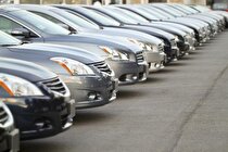 قیمت خودرو می‌شکند؟