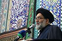 انتقاد امام جمعه موقت ورامین از وضعیت ایستگاه راه آهن این شهر
