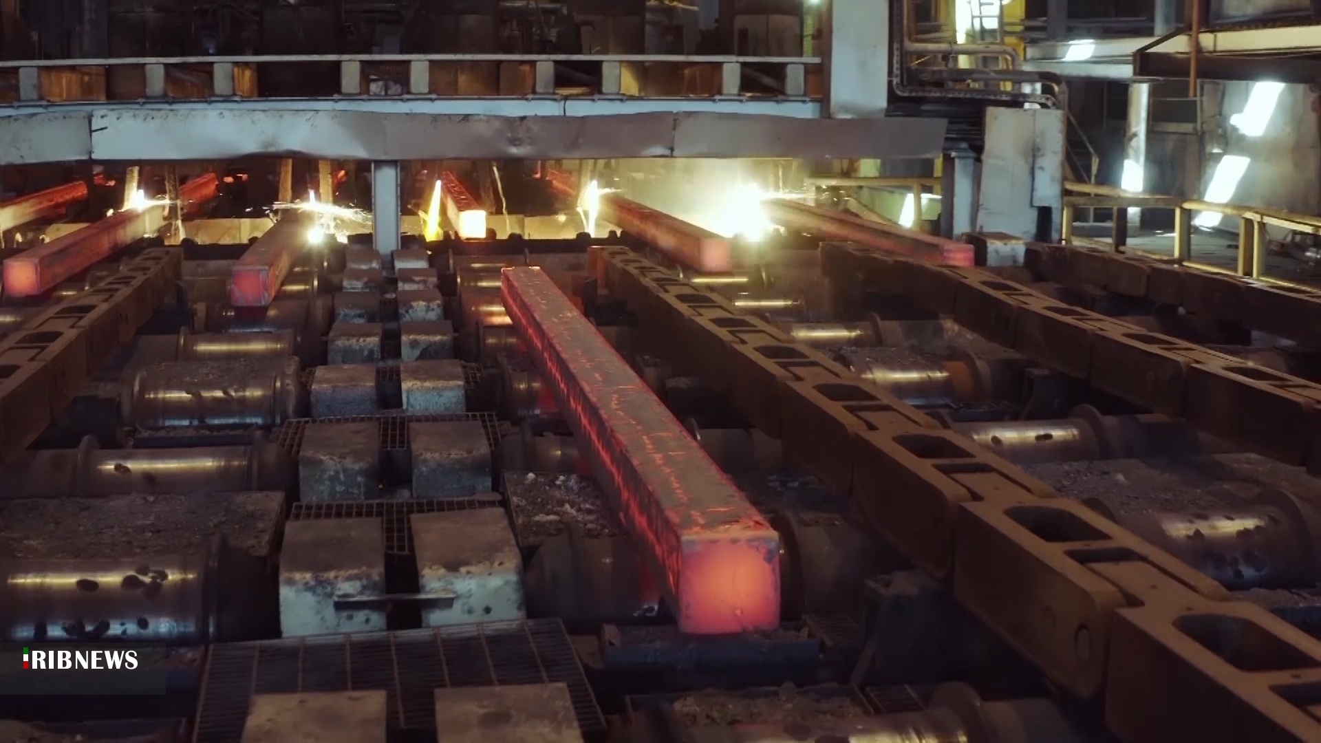 تولید تیرآهن H ۲۴ از شمش فولادی نخستین بار در کشور