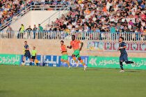 فوتبال ایران چشم انتظار دستور رئیس جمهور