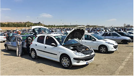 قیمت خودرو امروز ۱۲ تیر ۱۴۰۲/ کدام خودروی مونتاژی ۱۰۰ میلیون ریخت؟