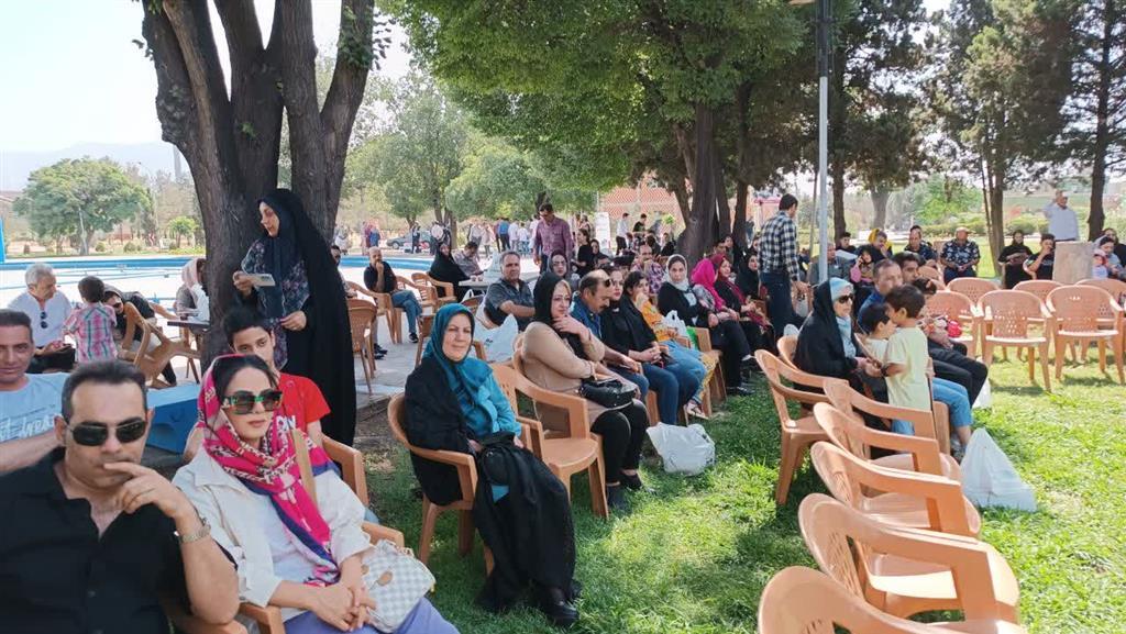 برگزاری دوازدهمین برنامــه بازدید خانواده‌های کارکنان از خط تولید ذوب آهن اصفهان