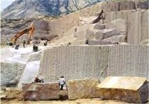استخراج و فرآوری سالانه ۵۷۰ هزار تن سنگ‌های تزئینی و ساختمانی در کرمان