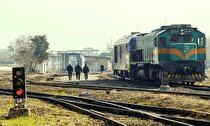 ادعای رییس انجمن شرکت‌های حمل و نقل ریلی درباره ناوگان لکوموتیو کذب است/ سازمان برنامه‌و بودجه هزینه تعمیرات لکوموتیو را تامین نکرد