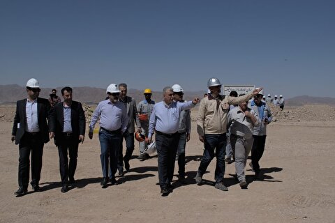 بازدید مدیرعامل «ومعادن» از پروژه احیا مستقیم فولاد اقلید