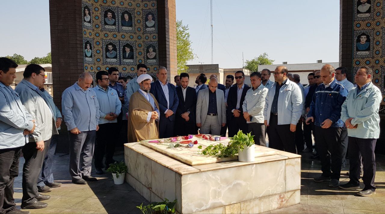 ساختمان کنترل زمان و سردرب ورودی شماره یک شرکت فولاد خوزستان افتتاح شد