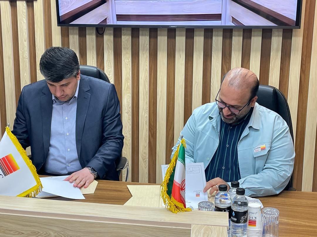 امضای تفاهم‌نامه تعاملات بانکی فی‌مابین شرکت فولاد خوزستان و بانک توسعه صادرات