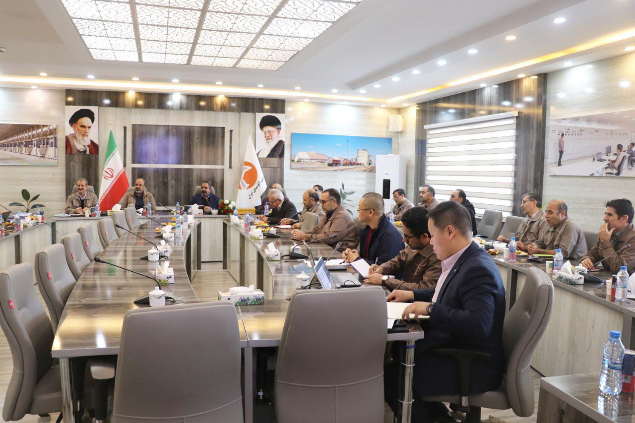 جلسه جمع‌بندی نحوه اجرایی نمودن پروژه سینترینگ شرکت آلومینای ایران و تشریح نتایج