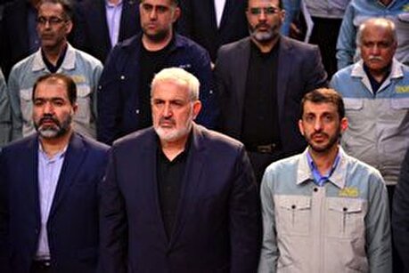 گردهمایی مدیران فولاد مبارکه با حضور وزیر صمت و استاندار اصفهان
