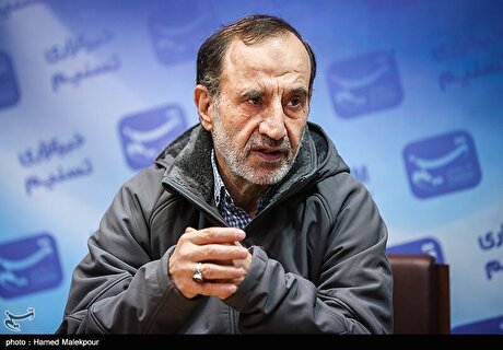 واردات بی رویه کالا‌های مصرفی تولید ملی را تضعیف می‌کند
