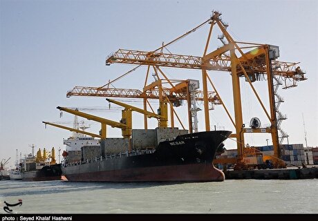 صادرات ۲۰ میلیون تن انواع محصولات از گمرکات استان بوشهر