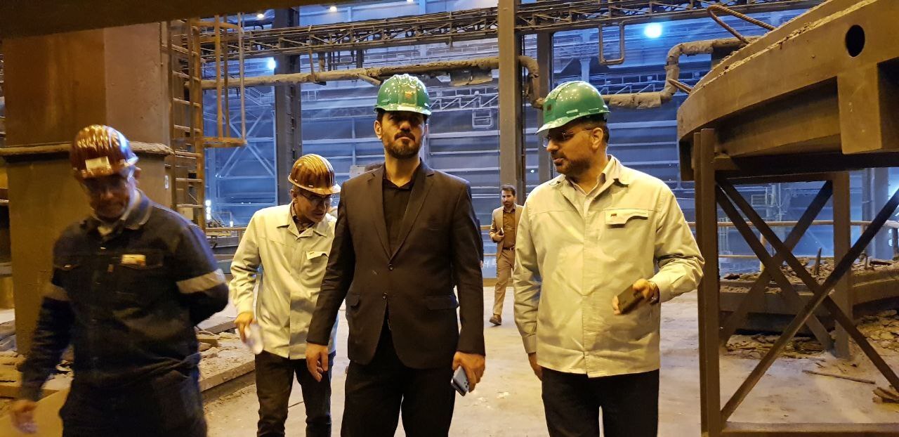 مدیرکل دفتر ماشین آلات کشاورزی، ساختمانی و معدنی وزارت صمت با معاون خرید شرکت فولاد خوزستان دیدار نمود