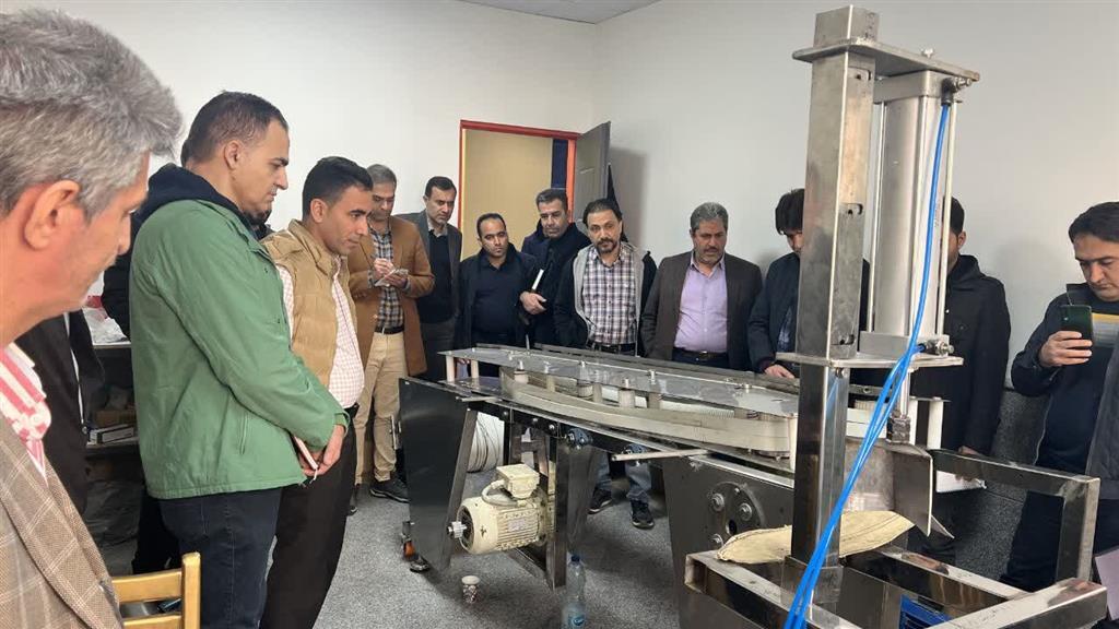 بازدید کارشناسان ذوب آهن اصفهان از فعال‌ترین کارخانه نوآوری کشور