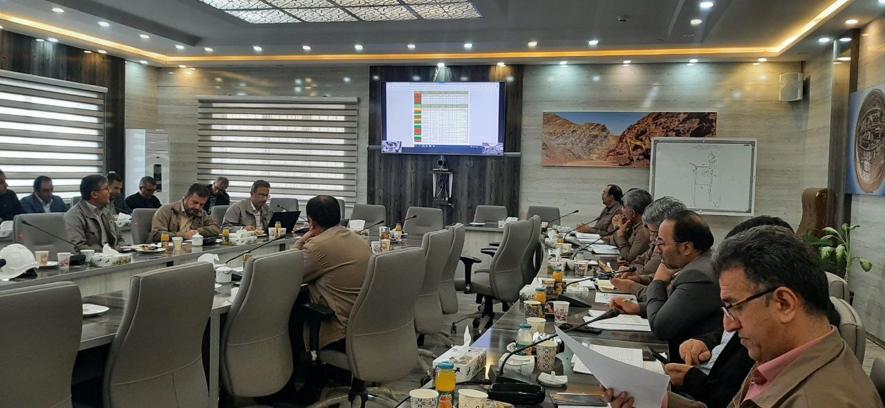 برگزاری جلسه شورای مدیران شرکت آلومینای ایران
