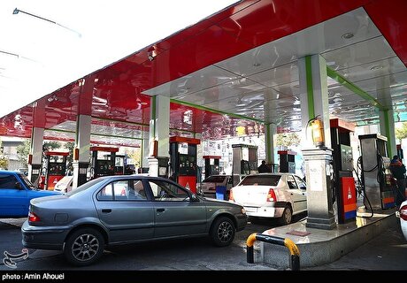 سهمیه بنزین خردادماه بدون تغییر در کارت‌های سوخت شارژ شد