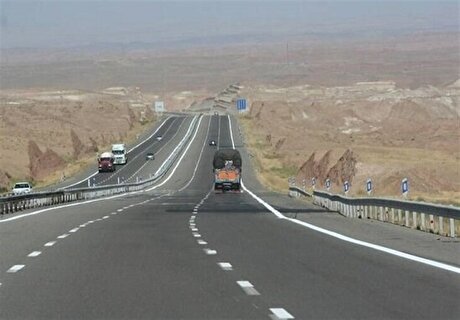 احداث و افتتاح ۲۵۰۰ کیلومتر بزرگراه و راه اصلی در ۱۰۰۰ روز