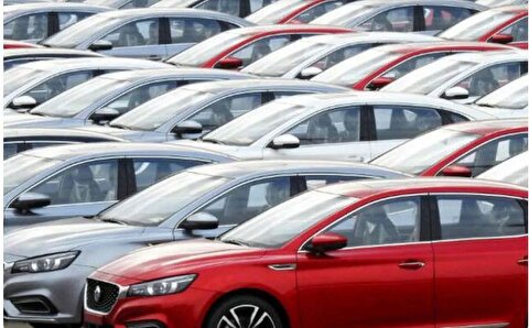 بلوکه شدن ۶۵ هزار میلیارد تومان در جریان ثبت نام خودرو‌های وارداتی