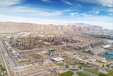 معاون وزیر نفت: پیشگامی پالایشگاه ستاره خلیج فارس در انرژی‌های نو حائز اهمیت است