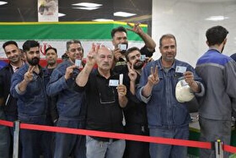 حضور پرشور کارکنان شرکت فولاد مبارکه در مرحله دوم انتخابات ریاست جمهوری ۱۴۰۳
