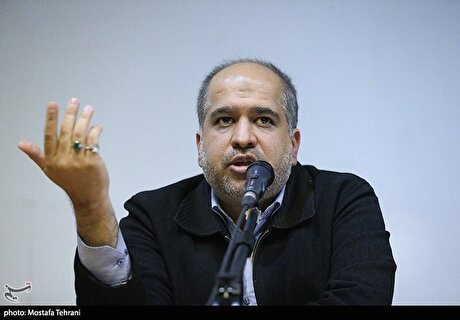خطر مرگ در کمین ۱۰ هزار کارگر معادن طبس