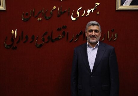 پیگیری عرضه خودرو‌های داخلی و وارداتی در بورس کالا