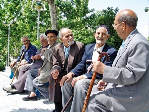 افزایش اعتبار متناسب‌سازی حقوق بازنشستگان کشوری در بودجه ۱۴۰۴/ لحاظ کردن ۲۵ همت بابت پرداخت معوقات بازنشستگان کشوری، لشکری و فولاد