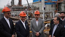 بازدید معاون اجرایی رئیس‌جمهور و وزیر صمت از فاز دوم توسعه صنایع پتروشیمی کرمانشاه