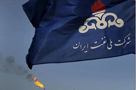 طرح‌های توسعه صنعت نفت به ۱۳۵ میلیارد دلار سرمایه نیاز دارد!