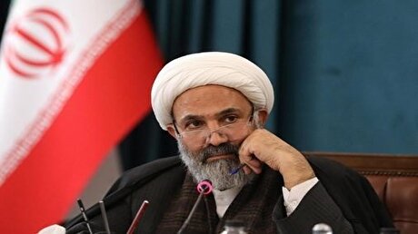 تمرکز بر ظرفیت‌های داخلی باید محور سیاست‌های اقتصادی باشد/ ترک فعل مدیران اقتصاد کشور را با چالش جدی مواجه می‌کند