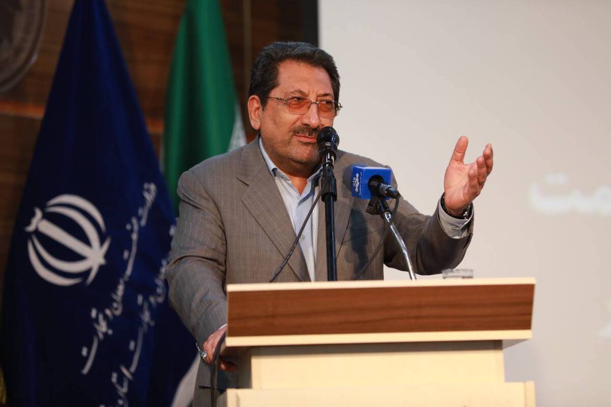 نشست هم‌اندیشی وزیر صمت با فعالان اقتصادی خرمشهر و آبادان