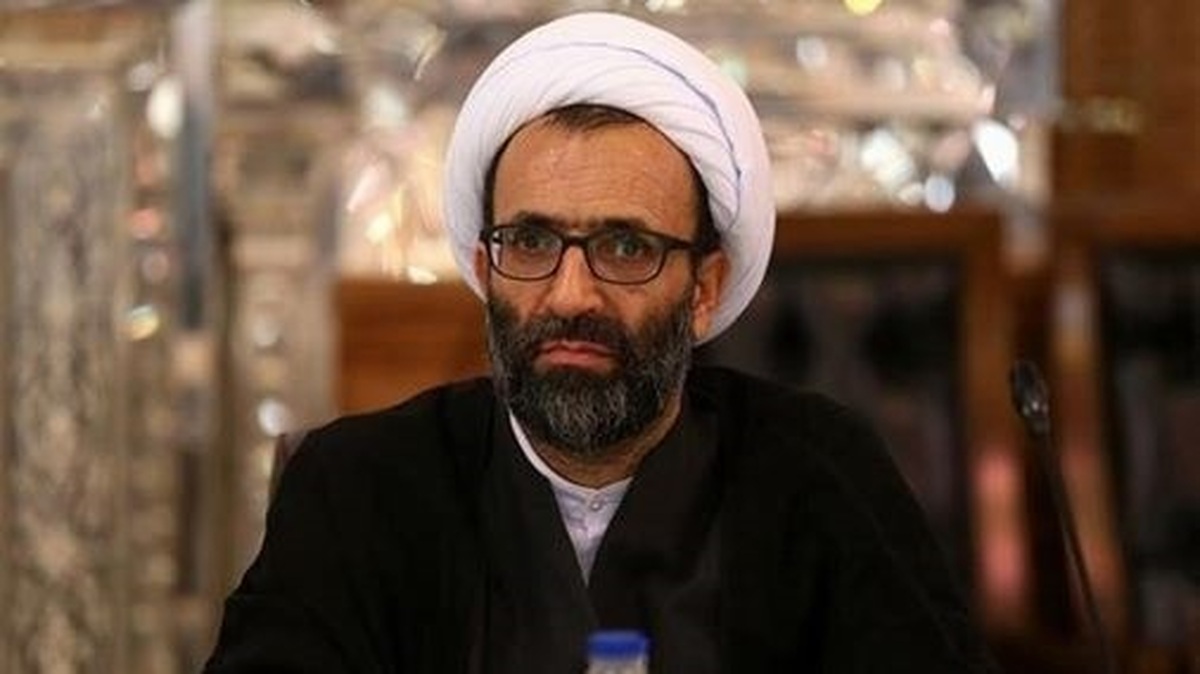 آقایان به جای مقصر تراشی مشکل قطعی‌های برق را ریشه‌ای حل کنند/مشکل کمبود ۲۰ هزار مگاواتی برق با تغییر ساعت رفع نمی‌شود